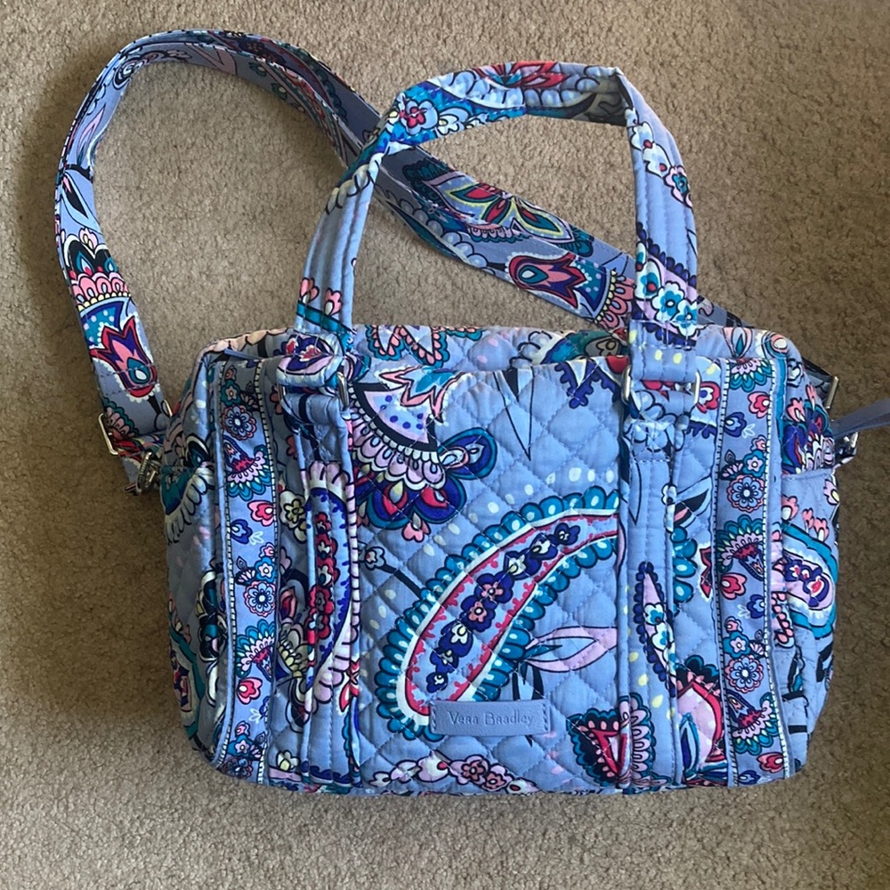 Vera Bradley Iconic 100 handbag